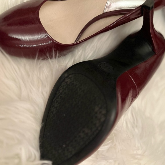 Michael Kors Patent Leather Round Toe Pumps - Picture 3 of 3